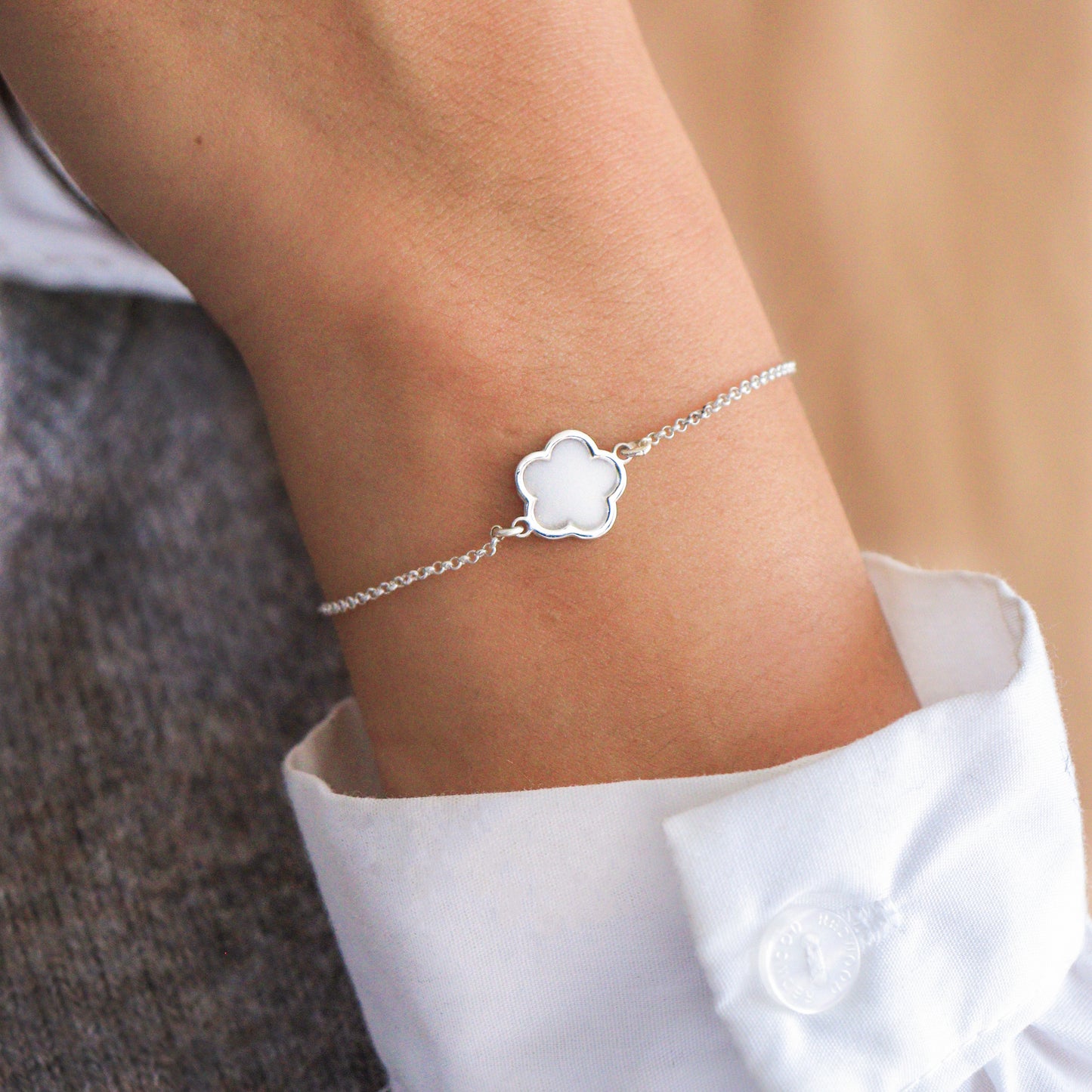 Pulsera Flor Leche Materna