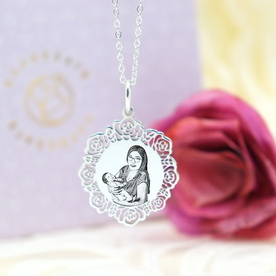 Collar Roseta Retrato