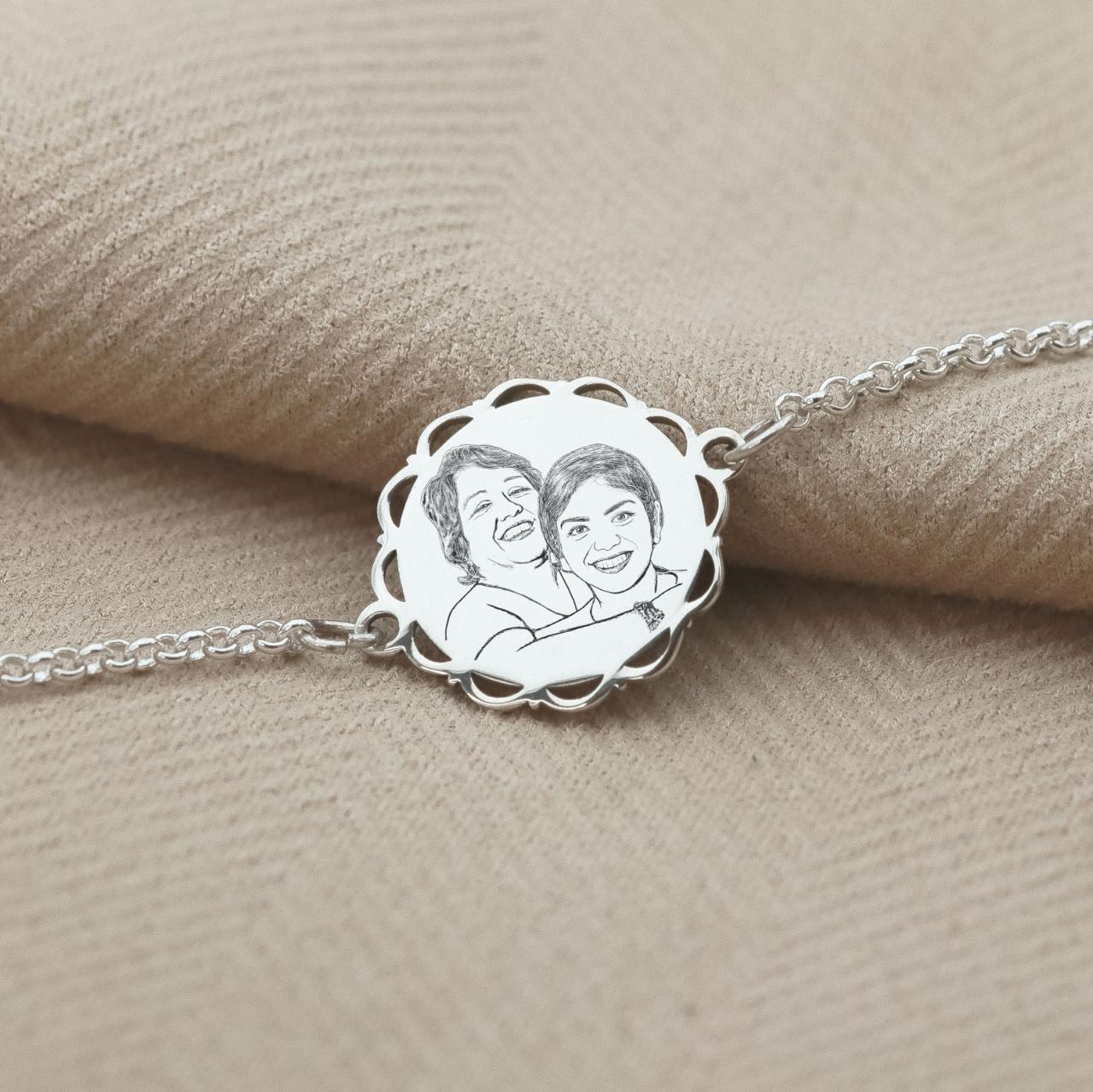 Pulsera Blondie con Cadena Dama Retrato