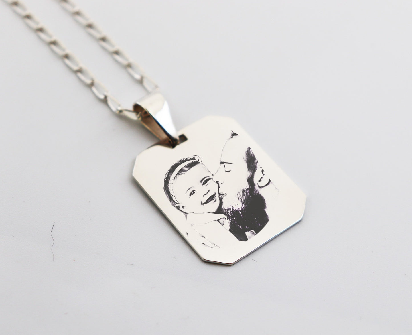 Collar Rectangular Caballero Retrato